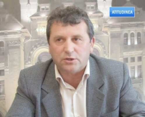 Atitudinea: După ce că are conturile blocate, Primăria Albeşti a rămas şi fără angajaţi la Impozite şi Taxe